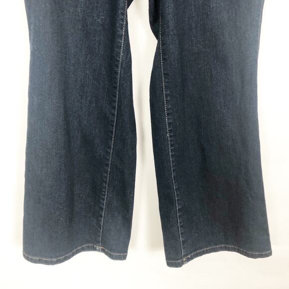 Lane Bryant Distinctly Boot Blue 5-Pocket Jeans - Picture 6 of 11